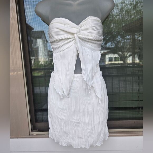 SHEIN Two Piece Twist Front Asymmetrical Hem Crop Tube Top & Bodycon Skirt Sz S - Picture 3 of 7